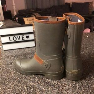 Sperry Rain Boots!